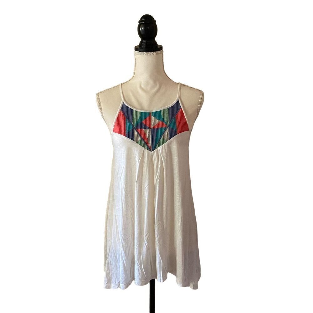 NWT American Eagle Outfitters Sleeveless Top with Geometric Print | White | Size
